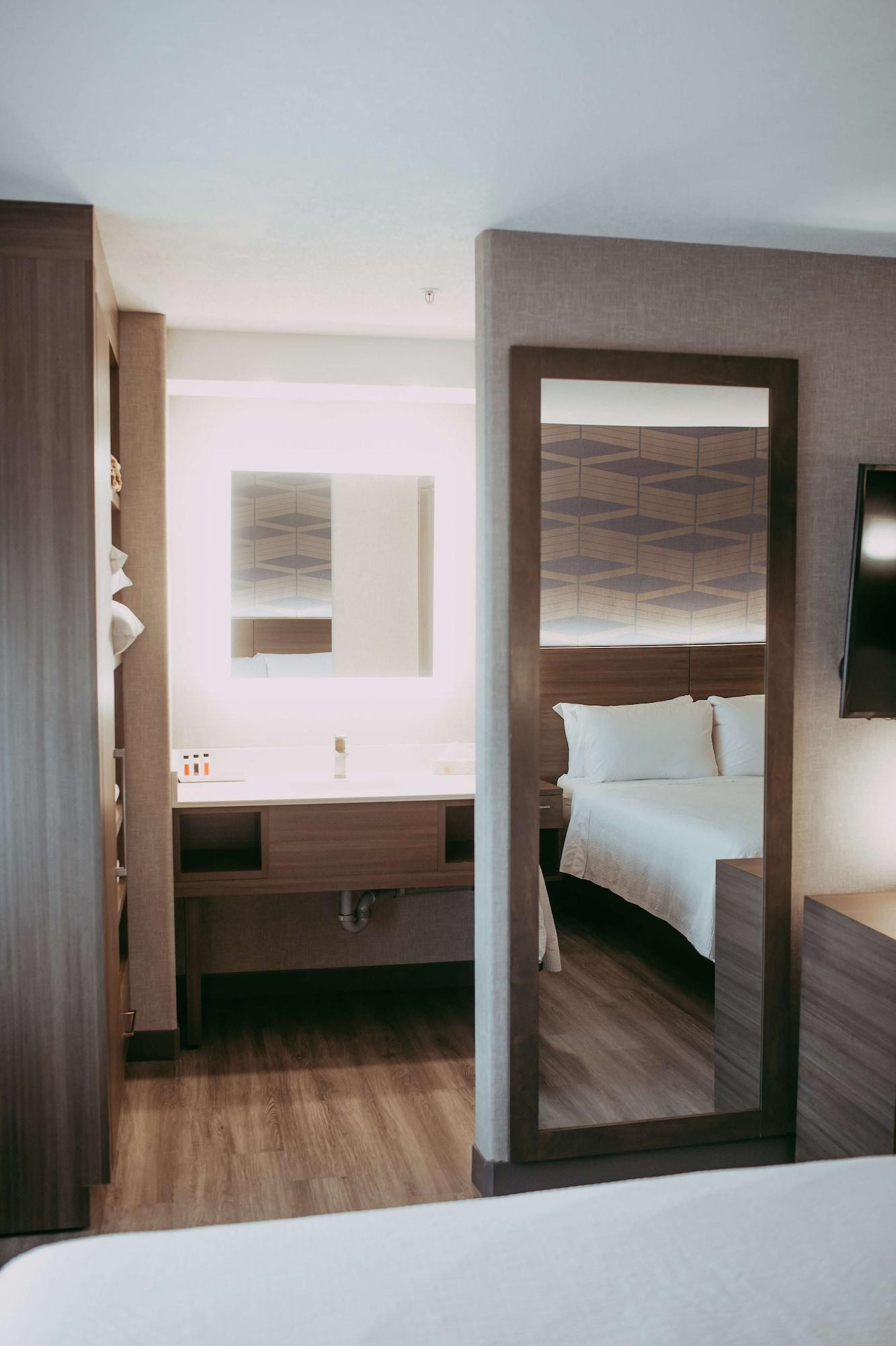 Best Western Plus West Edmonton Exterior photo